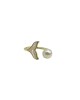 White mother-of-pearl fishtail ring