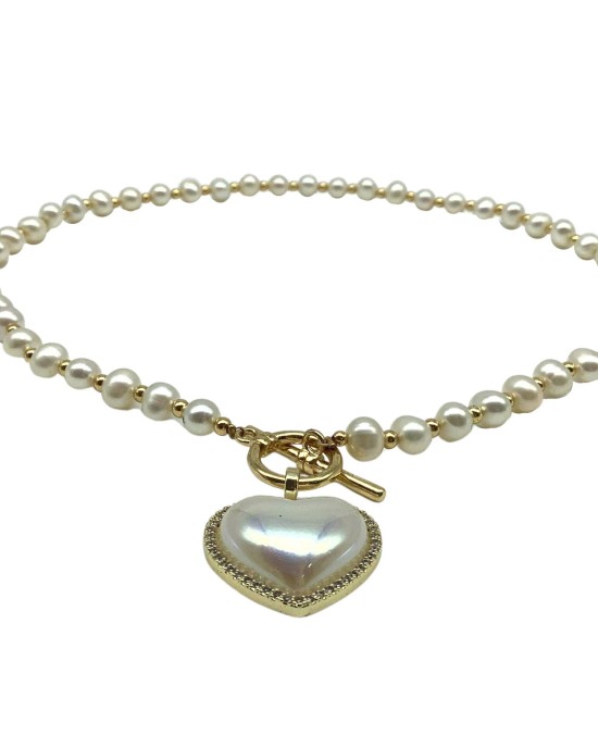 Gold heart pendant Pearl necklace
