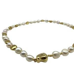 Gold heart pendant Pearl necklace